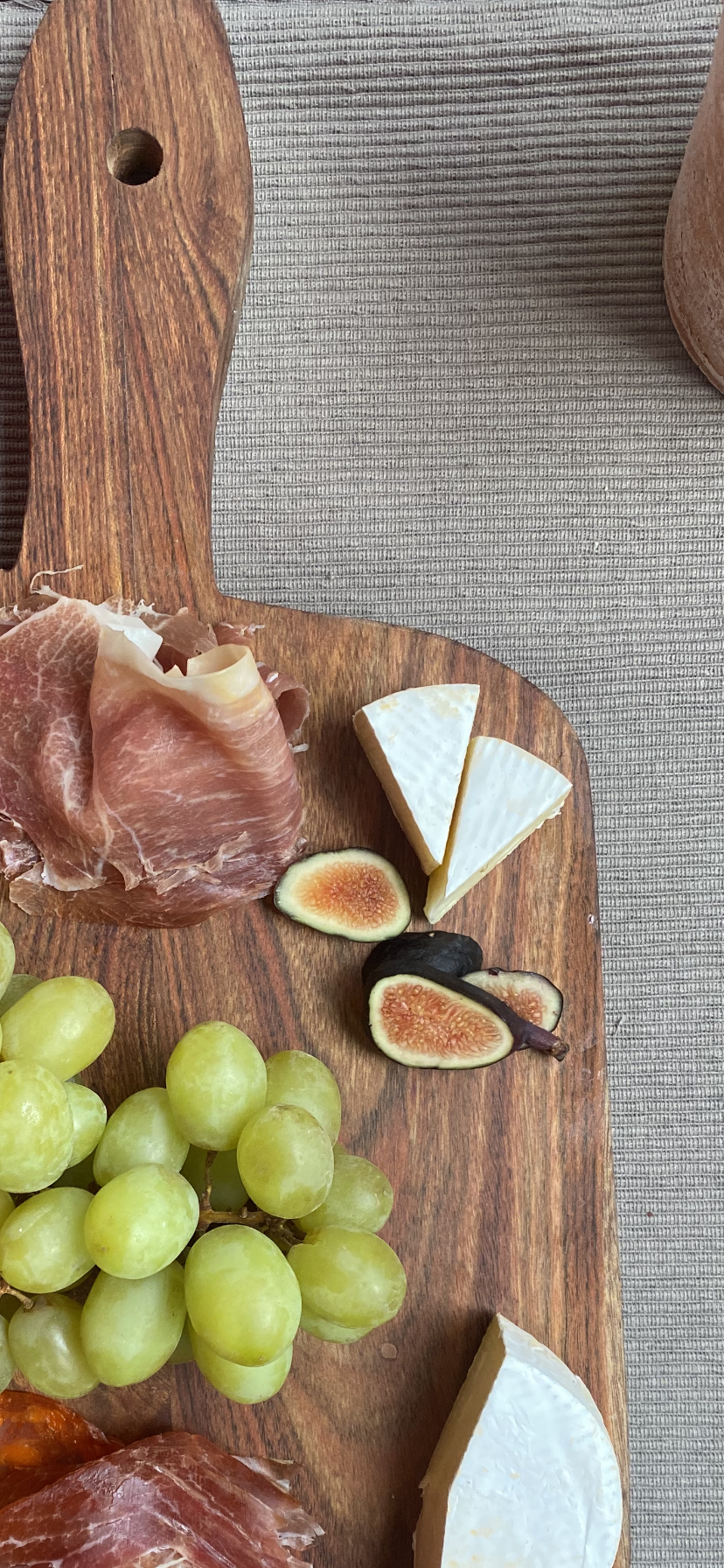 TABLA DE PIZZA Y CARNES FRIAS EN MADERA DE PAROTA